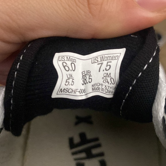 MSCHF X Tyga wavy shoes - Picture 4 of 4